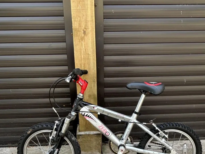 Items for sale &ndash; Childs Raleigh Zero Bicycle &pound;10