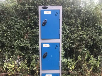 Items for sale &ndash; Metal Locker/Cabinet 20