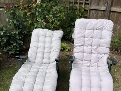 Items for sale
– Lay back reclining garden chairs £30.00 for two