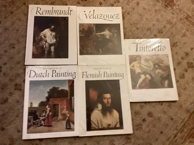 Items for sale
– 5 art books with 16 full colour prints 15
