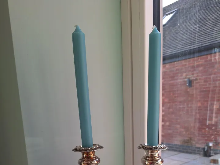 Items for sale
– Silver plated candlesticks. £40