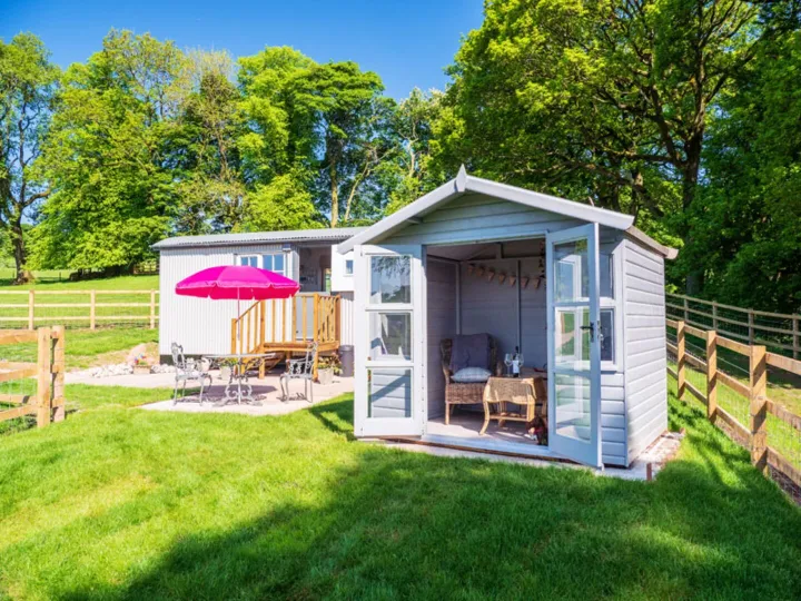 The Shepherd’s Crook shepherd’s hut in its own field at Mellor Knowl Farm