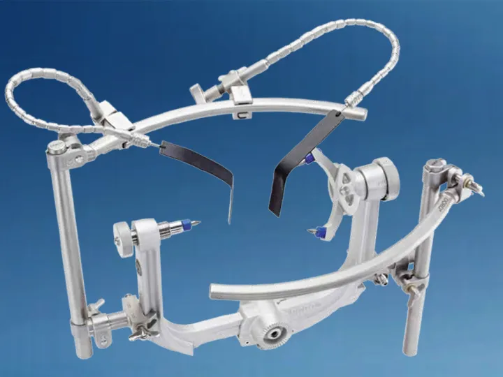 Doro-Brain-Retractor-Systems