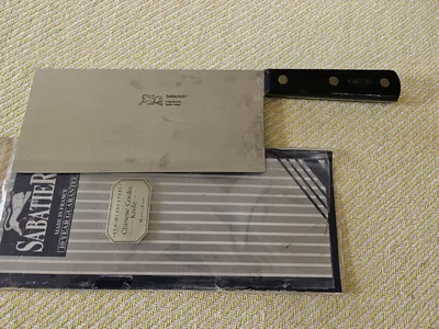 Items for sale
– SABATIER Chinese cooks Knife £8.00