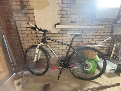 Items for sale
– Boardman Hard Tail Mountain Bike 3XB £100