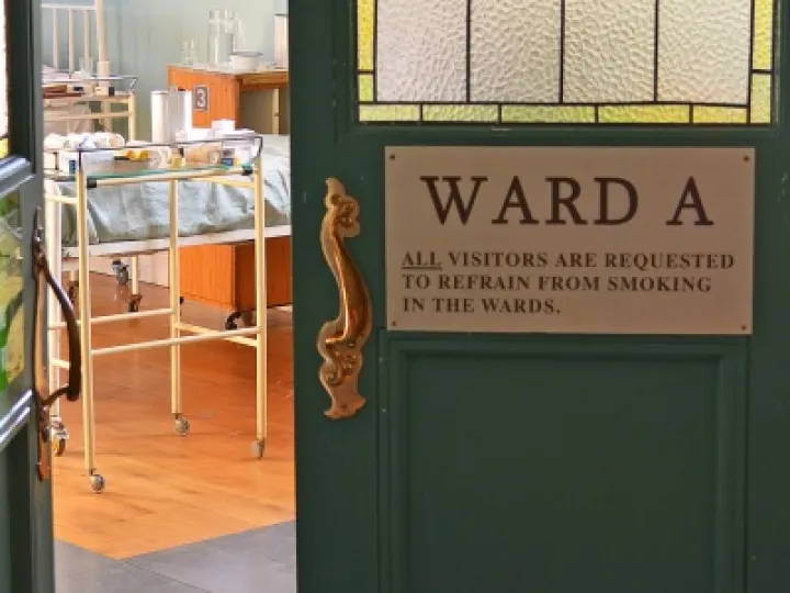 Ward A Entrance Cropped DSC_7253