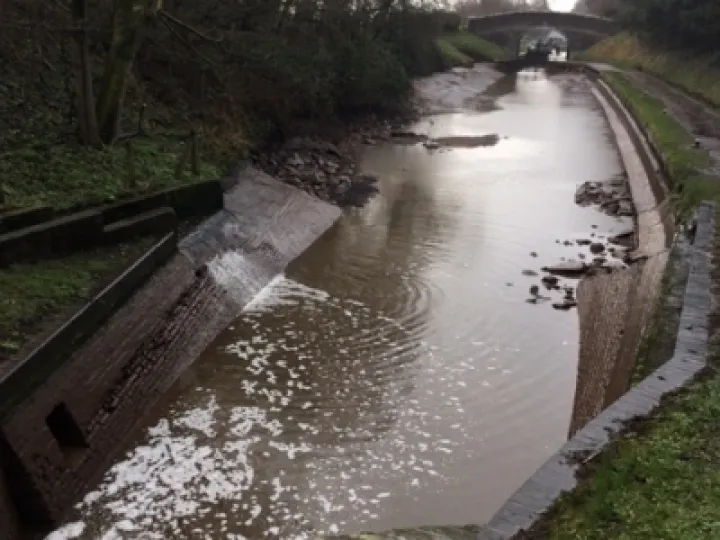 Canal Emptying