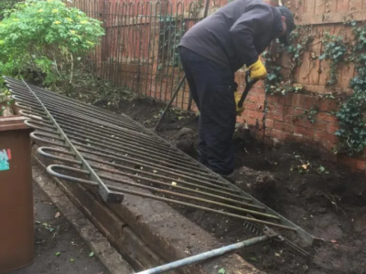 Fence repairing