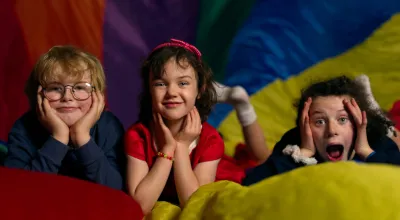 Kids with parachute