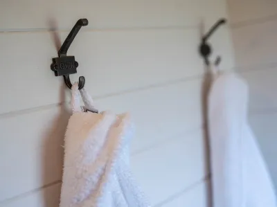 Overwater Luxury Glamping Wellington Interior 26
