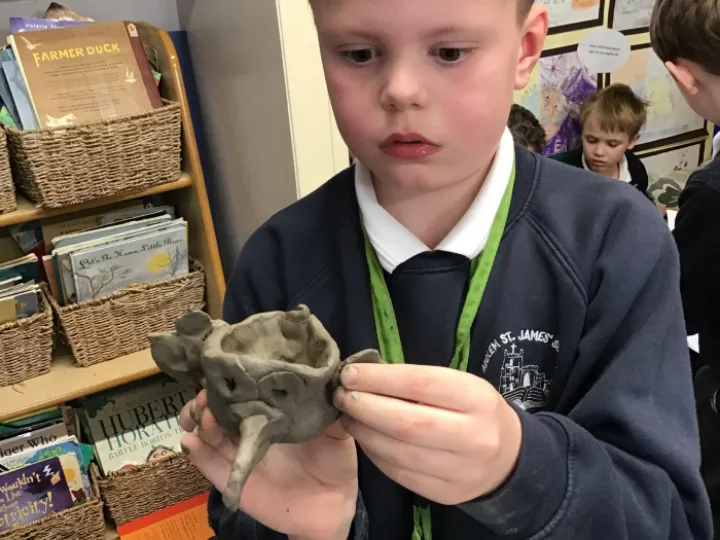 Pinch pot 3