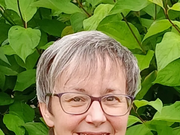 Sarah Knebel