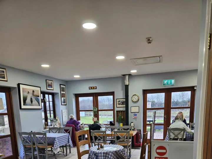 Cafe at Bridge 80