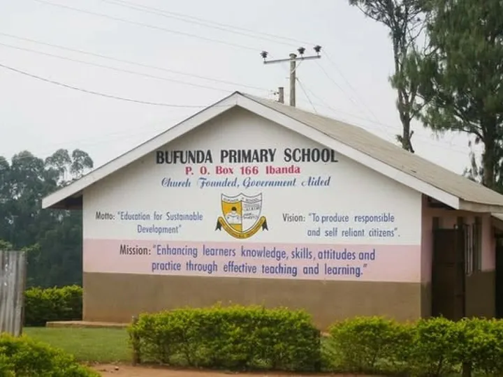 Ibanda 1