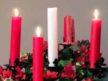 3 candles (2016_10_30 20_25_11 UTC)