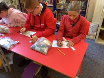 A21C10ED-4D2C-4025-A33D-46F6442A4DD2