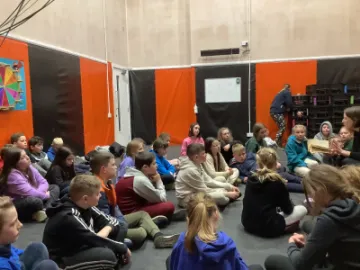 8E9A0493-3F4F-4190-A681-E97D262B2546