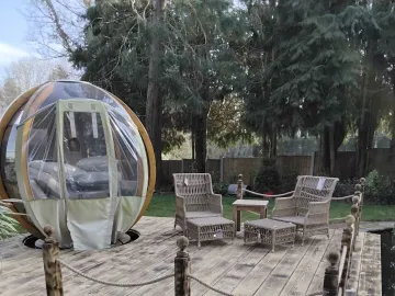 Backyard decking for family gatherings