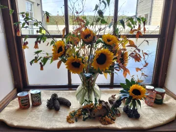 Tickhill Harvest Sunflower Window 2025