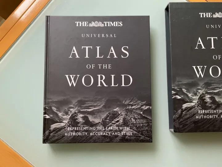 Items for sale &ndash; World Atlas &pound;20