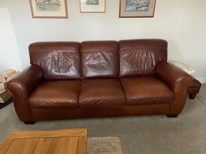 Items for sale &ndash; Top quality Italian Leather 3 seater settee &pound;150