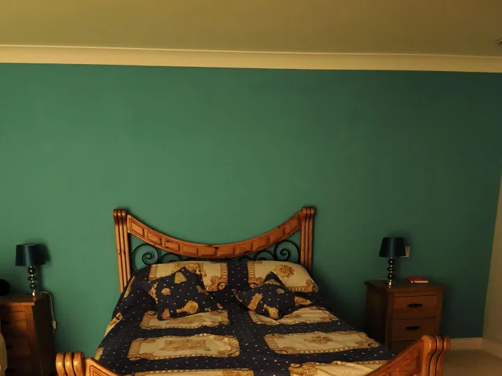 Items for sale
– Double Bed Wooden Frame with Tempur Mattress £25