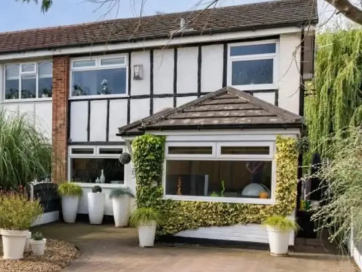 Timber framed house render