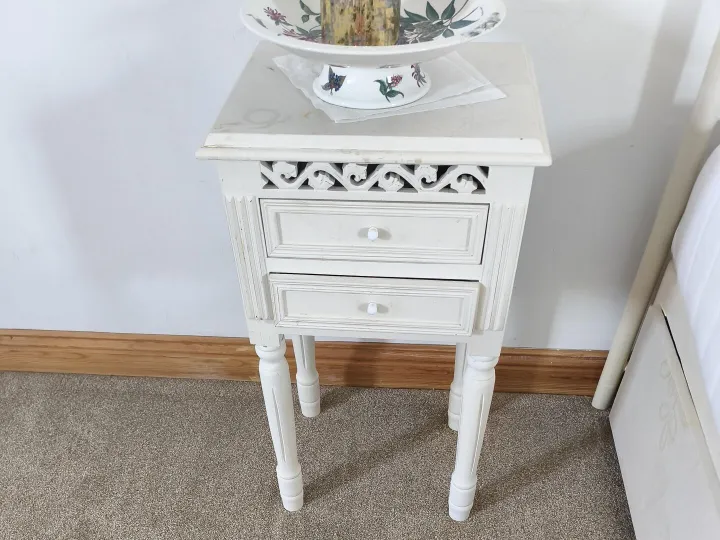 Items for sale &ndash; Bedside Table &pound;10.00