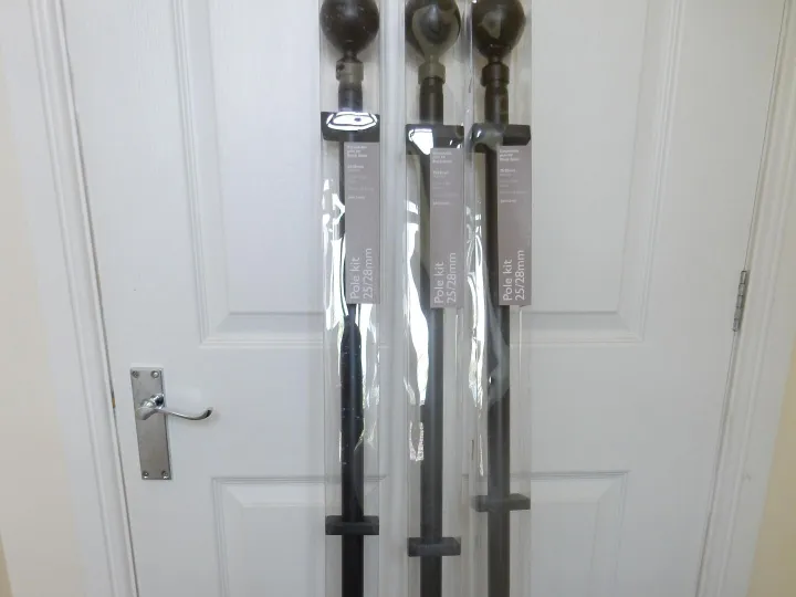 Items for sale &ndash; John Lewis Black Metal extendable curtain poles. new with all fittings &pound;18 each or all 3 for &pound;45