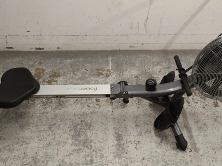 Items for sale
– Rowing 6 £20