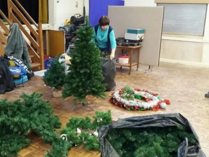 TCC Decorations come down 2015