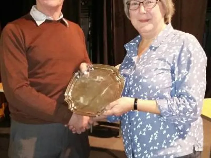 Village Quiz 2017 &ndash; Jane Lush Receives Trophy