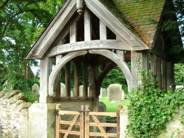 Lych-gate-Ingram-church