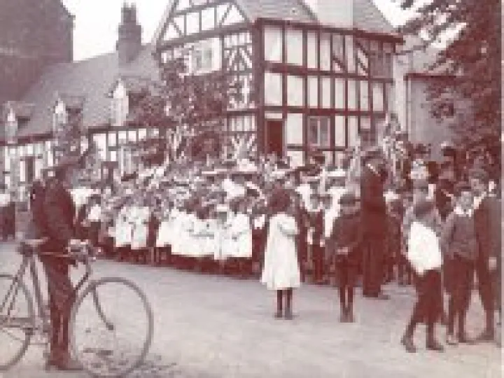 Tarvin People