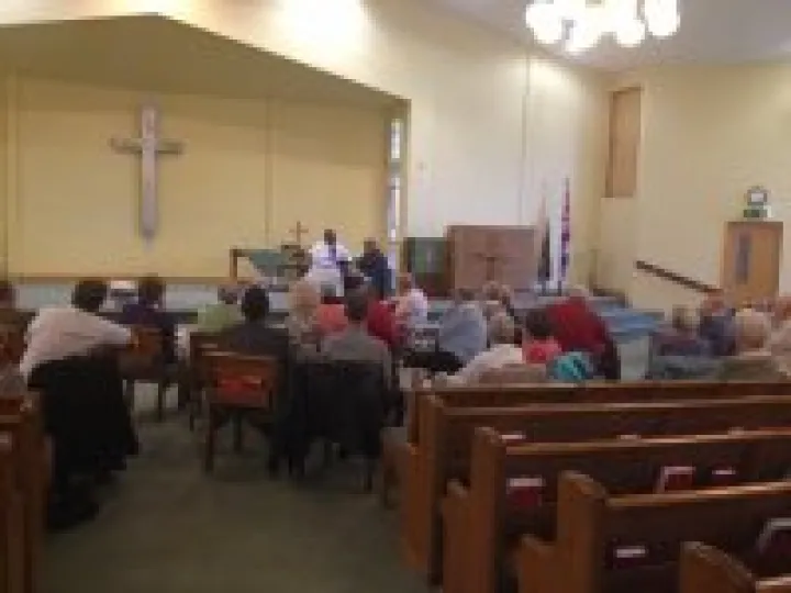 Bishop Olu at Emmanuel Cafe Church