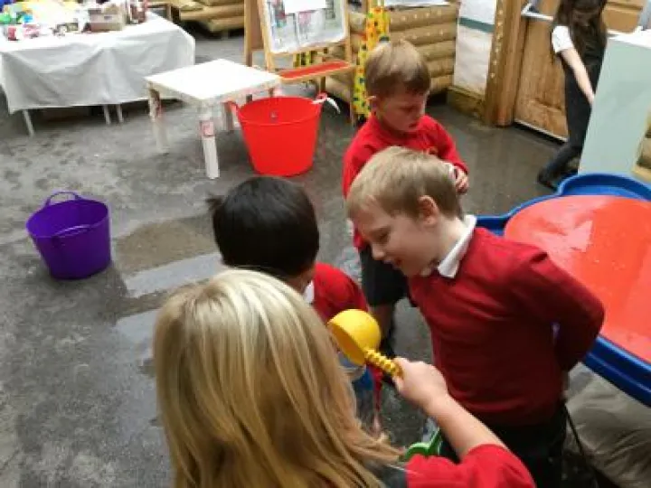 305A3B0E-F07C-4A36-925B-CE09D5EFBFF1