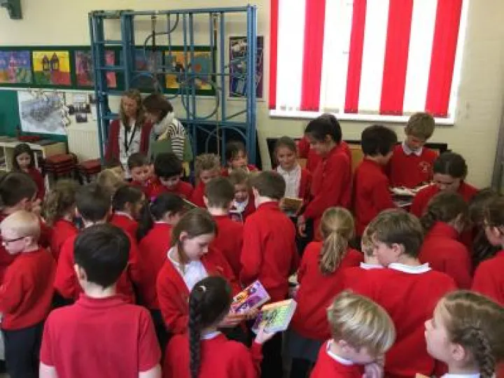 09B795F1-EB9F-492A-A92B-2A11A66D9553