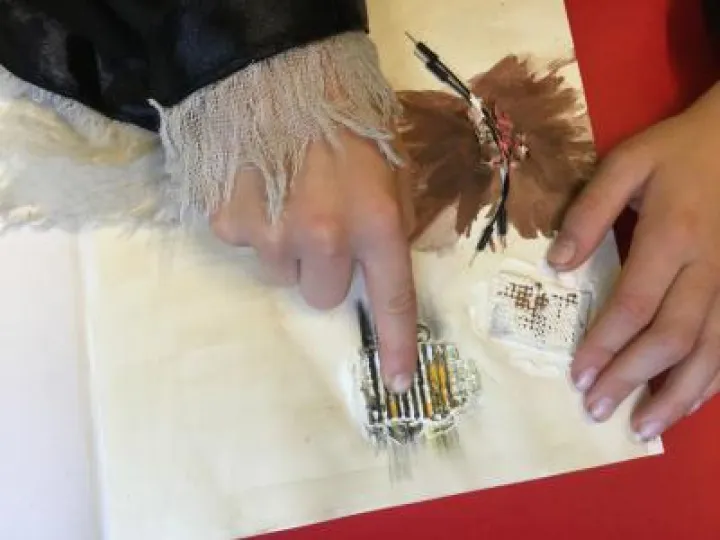 B84BFB68-3FF4-4082-A696-732A01734C5C