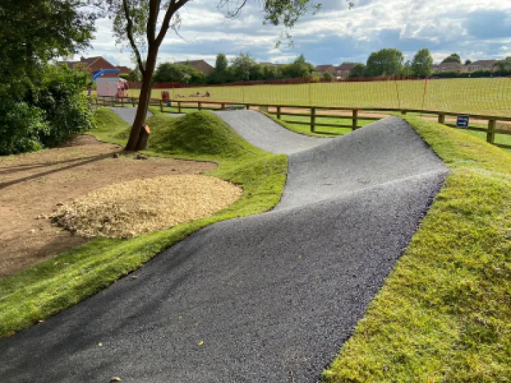Evesham pump track building