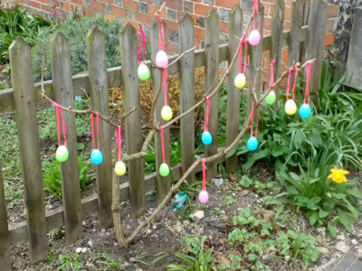 April 2021 Egg Tree