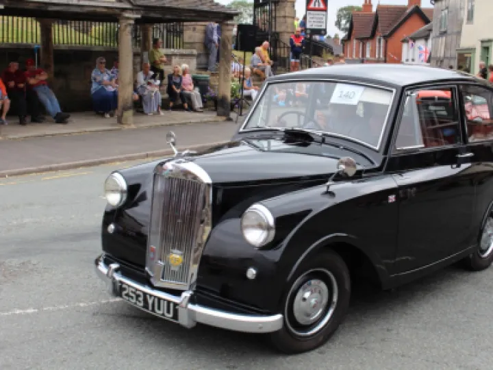 UNADJUSTEDNONRAW thumb 7afb