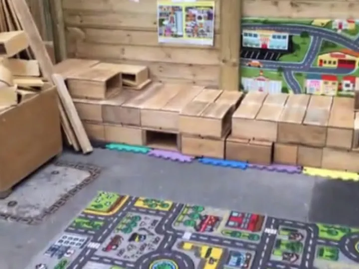 Outside play materials for Amethys Class