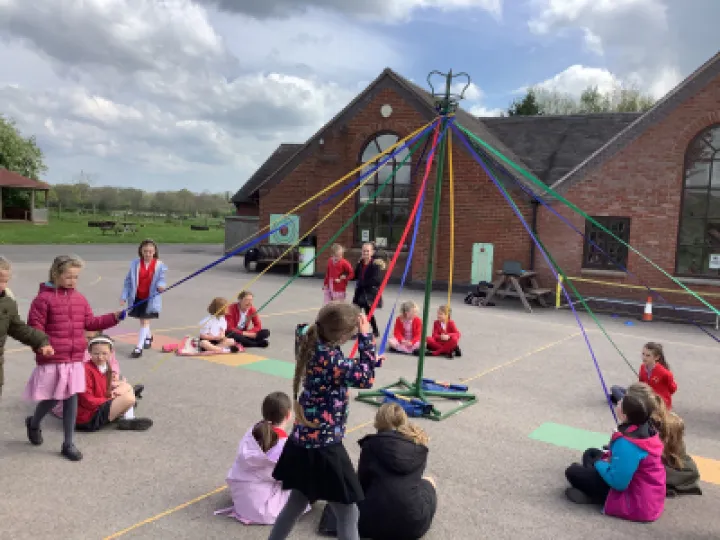 517D789C-A094-400D-8654-6C761CF2260F