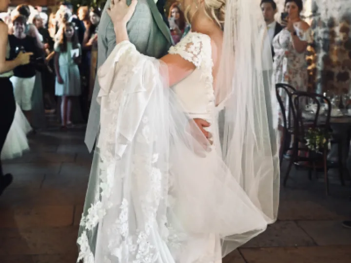 22C5B4F1-BD7C-4046-B94B-1B21E38D2F59