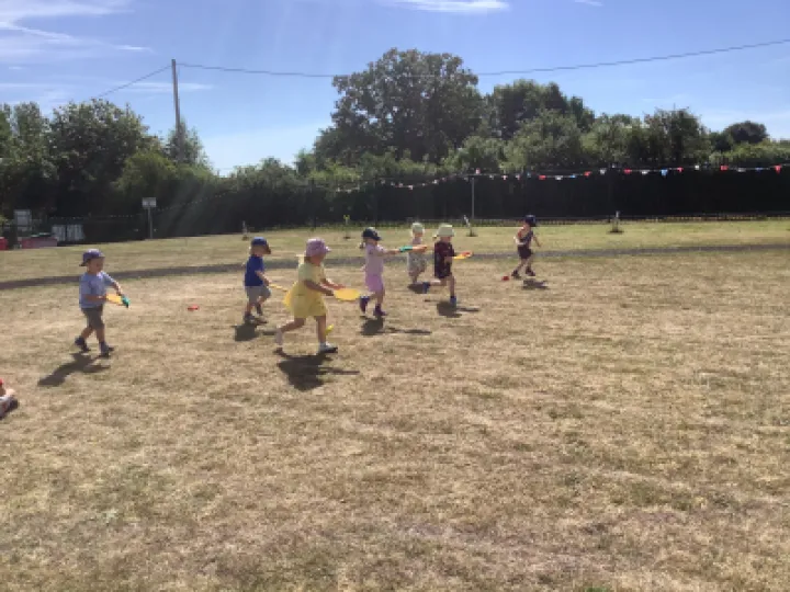 6D57BF87-B88E-49A1-BF54-5962C7670E71