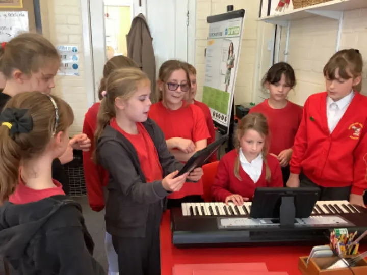 E58780F7-B3E2-4843-9F32-E61D4C85FC91