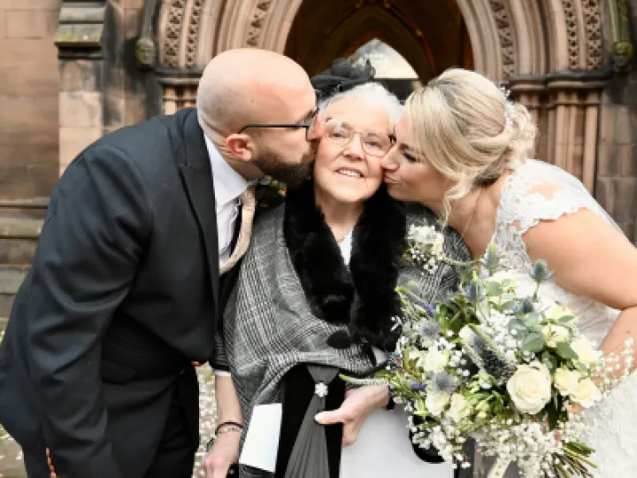 7DB581FA-6ADD-472D-BD47-9352644CAB17