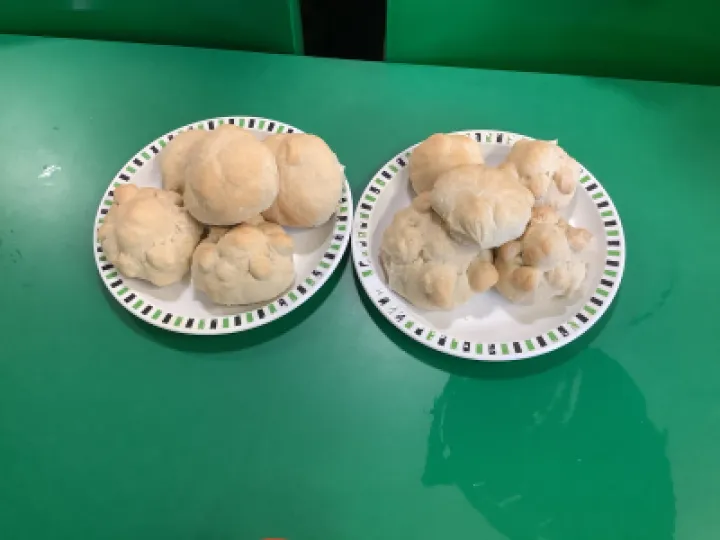 33FE9193-CB5F-44A8-8EFB-0FC12E202F2E