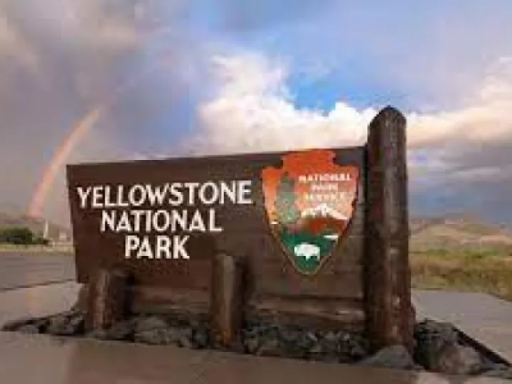 Yellowstone sign