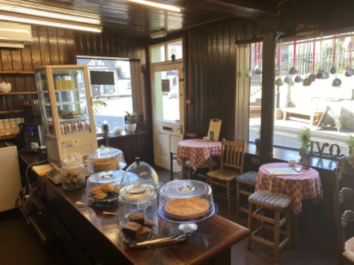 1f5a7bb7 4bbb 47c3 b6f2 25ff44dd4e3f